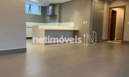Apartamento à venda no bairro Santo Agostinho com 181 m² e 4 dormitórios/quartos.