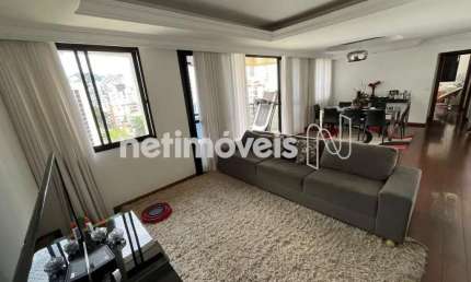 Apartamento à venda no bairro Funcionários com 150 m² e 4 dormitórios/quartos.