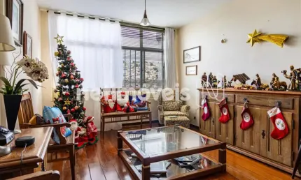 Cobertura à Venda com 5 Dormitórios em Vila Paris - Área de 340 m² Disponível