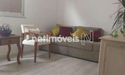 Apartamento à venda no bairro Cruzeiro com 90 m² e 3 dormitórios/quartos disponíveis.
