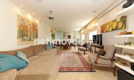 Apartamento à venda no bairro Serra com 4 dormitórios e área de 160 m² disponível.