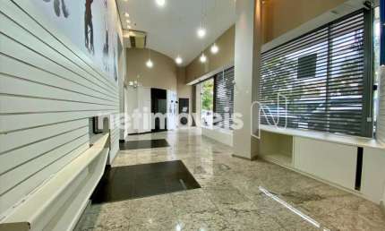 Loja à venda no bairro Funcionários com área de 356 m² disponível para compra