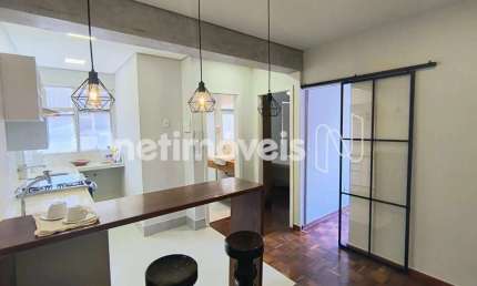 Apartamento para alugar no bairro Funcionários com 55m² e 2 dormitórios/quartos.