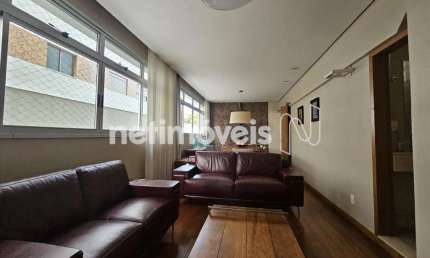 Apartamento à venda no bairro Santo Agostinho com 120 m² e 3 dormitórios/quartos.