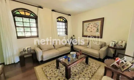 Casa residencial à venda no bairro Santa Lúcia com 340 m² e 5 quartos/dormitórios
