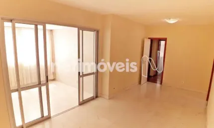 Apartamento à venda com 3 dormitórios no bairro Savassi, área de 93 m² disponível.