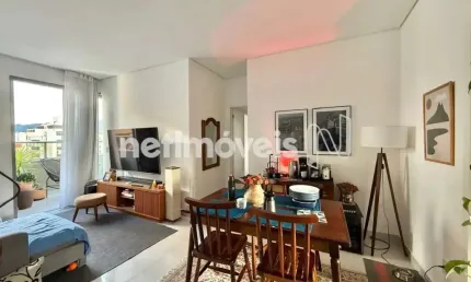 Apartamento à venda no bairro Lourdes com 89 m² e 3 dormitórios/quartos disponíveis.