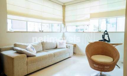 Apartamento à venda no bairro Carmo com 140 m² e 3 dormitórios/quartos disponíveis.