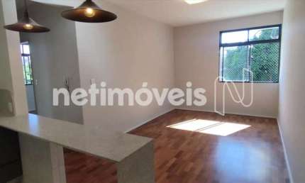 Apartamento à venda no bairro Santo Antônio com 65 m² e 2 dormitórios/quartos.