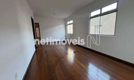 Apartamento à venda no bairro Padre Eustáquio com 132 m² e 4 dormitórios/quartos.