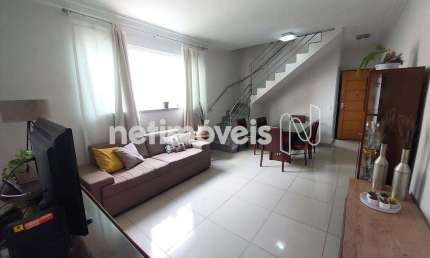 Cobertura à venda no bairro Padre Eustáquio com 4 dormitórios e 139 m² de área útil.