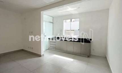 Apartamento à venda no bairro Padre Eustáquio, 57 m² com 2 dormitórios/quartos disponíveis.