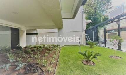Apartamento à Venda em Padre Eustáquio - 2 Dormitórios e 108 m² de Área Útil