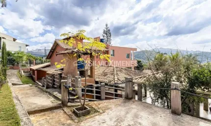 Casa com 3 quartos para alugar na Alameda Amanda, Ouro Velho Mansões, Nova Lima