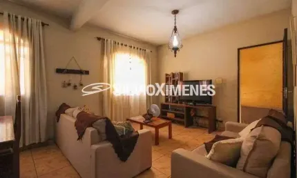 Casa com 4 quartos à venda na Rua São Jorge, Carlos Prates, Belo Horizonte