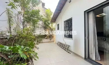 Casa com 3 quartos à venda na Rua Itaparica, Serra, Belo Horizonte