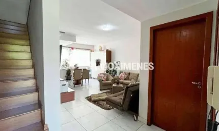 Casa com 3 quartos à venda na Rua Aníbal Benévolo, Santa Efigênia, Belo Horizonte
