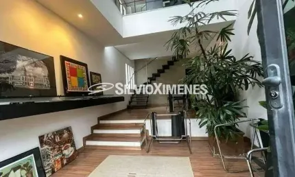 Casa com 2 quartos à venda na Rua Urâno, Santa Lúcia, Belo Horizonte