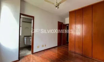 Apartamento com 3 quartos à venda na Rua Leopoldina, Santo Antônio, Belo Horizonte