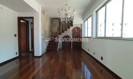 Cobertura para Alugar com 235m², 4 quartos e 4 vagas