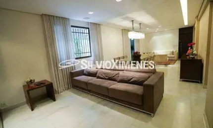Área Privativa à Venda com 200m², 4 quartos e 3 vagas