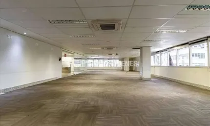 Ponto comercial para alugar na Rua dos Otoni, Santa Efigênia, Belo Horizonte