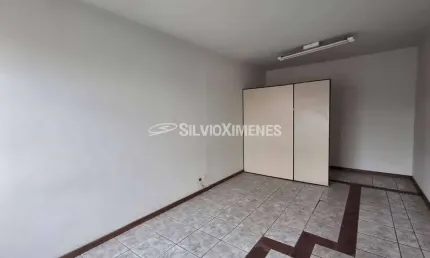 Sala comercial para alugar na Avenida Cristiano Machado, 640, Sagrada Família, Belo Horizonte