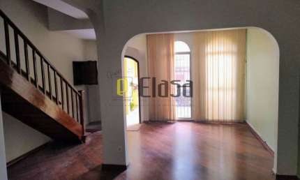 Vende-se Sobrado  - Chácara Santo Antônio  próximo Estação Borba Gato