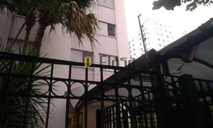 APARTAMENTO CHÁCARA SANTO ANTONIO, TRÊS DORMITÓRIOS, DOIS BANHEIROS UMA VAGA