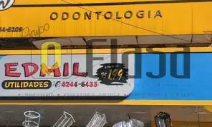Casa comercial para alugar na Rua Cerqueira César, 934, Jardim Santa Tereza, Embu das Artes