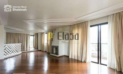 Apartamento com 4 dormitórios, 4 suítes, 4 vagas, 235,00m², em Moema, São Paulo, SP.