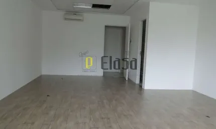 Ponto comercial para alugar na Rua Aureliano Guimarães, 150, Vila Andrade, São Paulo