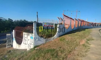 Casa comercial com 2 salas para alugar na Rodovia Armando Salles, 5, Recreio Campestre, Itapecerica da Serra