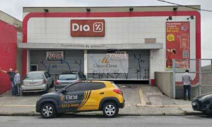 Casa comercial para alugar na Avenida Santiago Rodilha, 343, Veloso, Osasco, 950 m2 por R$ 15.000