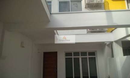 Sobrado comercial /residencial ,3 dormitórios , banheiro ,2 vaga
