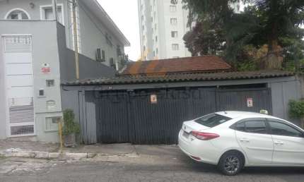Casa Térrea , Conforto e Localização Privilegiada em Santo Amaro!