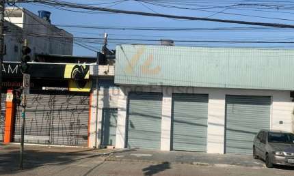 Salão Comercial Amplo e Reformado - Avenida Atlântica, Ponto Forte na Zona Sul