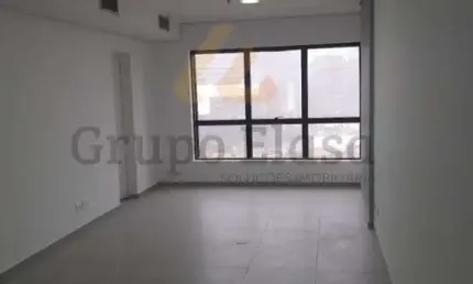 Sala Comercial para Venda ou Locação, 33 m2, 1 vaga na Chacara Santo Antonio