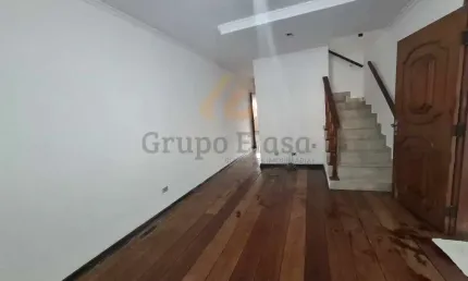 Casa com 2 quartos à venda na rua antônio de oliveira gago, 152, jardim ernestina, são paulo, 140 m2 por r$ 636.000