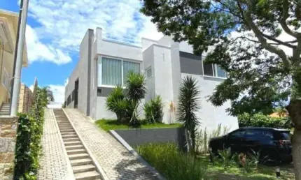 Casa em Condomínio para Venda em Bragança Paulista, Condomínio Residencial Santa Helena, 5 dormitórios, 2 suítes, 4 banheiros, 6 vagas
