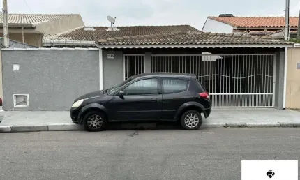 Casa para Venda em Bragança Paulista, JARDIM DAS LARANJEIRAS, 3 dormitórios, 1 suíte, 2 banheiros, 3 vagas