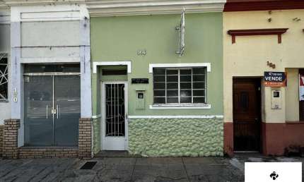 Casa para Venda em Bragança Paulista, Centro, 1 dormitório, 1 banheiro