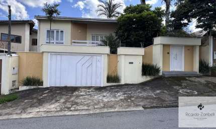 Casa para Venda em Bragança Paulista, Jardim Bela Vista, 4 dormitórios, 4 suítes, 5 banheiros, 4 vagas