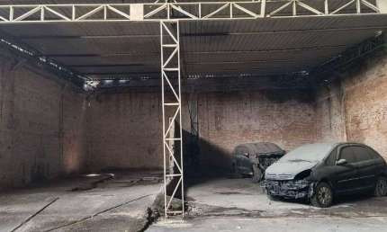 Sala comercial à venda na Rua Amador Bueno, 345, Centro, Santos