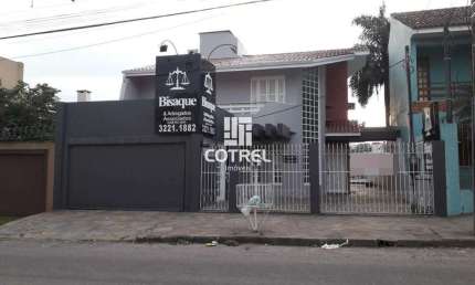 Casa Comercial e Residencial com 6 dormitórios 1 sendo suíte, piscina, 4 vagas d