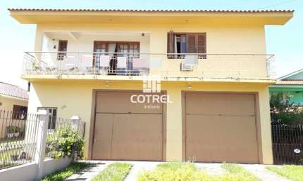 Apartamento de frente com 4 dormitórios no Bairro Camobi