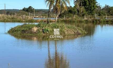 Chácara com 2 hectares no distrito de Boca do Monte