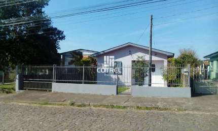 Casa 2 dormitórios e 1 vaga de garagem no Bairro Camobi localizada na cidade de