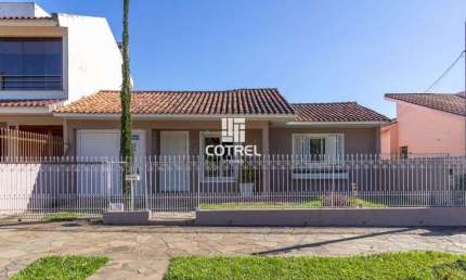 Casa 3 dormitórios sendo 1 suíte e 3 vagas de garagem no Residencial Parque Alto