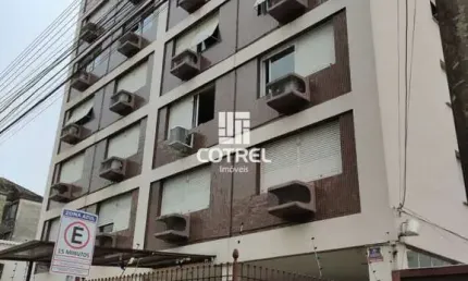 Apartamento central 3 dormitórios e 2 banheiros localizado na cidade de Santa Ma